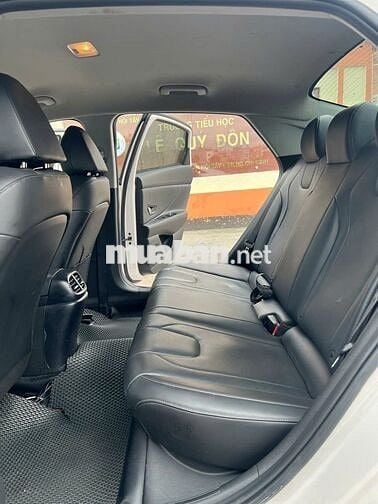 Hyundai Elantra 2023 1.6 Đặc biệt - rất đẹp và mới