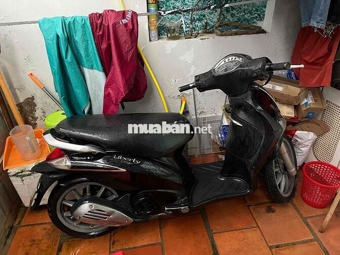 Nhà dư xe cần bán
