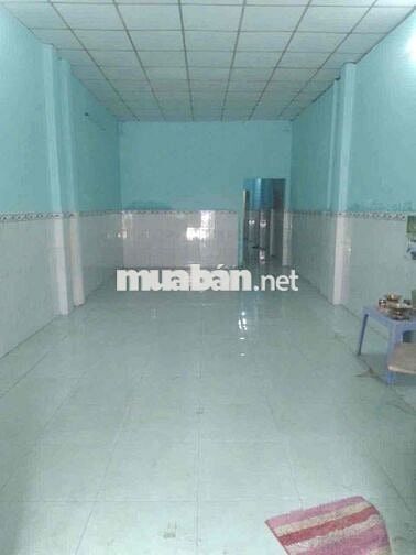 Cho thuê nhà 5tr/th DT: 4 × 24m cấp 4 có 2 phòng có nước sạch đường 7m