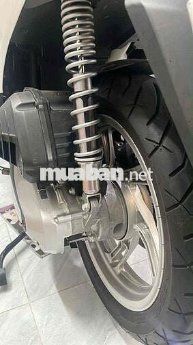 Xe tay ga Honda SH trắng đen