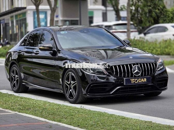 Mercedes C300 AMG 2019
