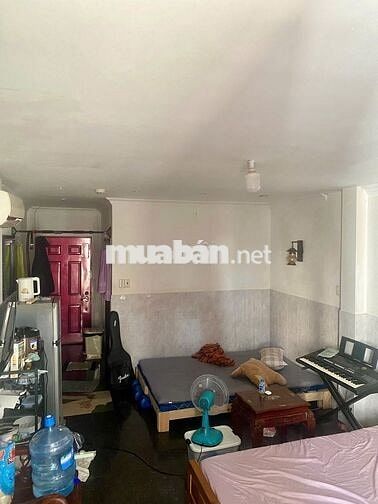 Phòng trọ 25m2 đường Nguyễn Trãi, Q5