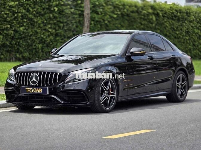 Mercedes C300 AMG 2019