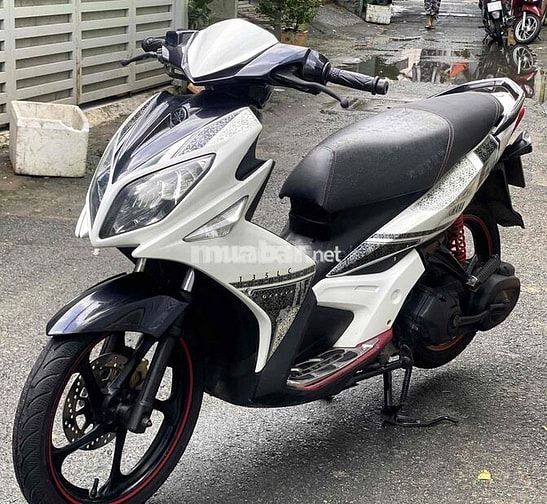 yamaha nouvo 4 Lx trắng đen 2011 máy zin ít SD đep