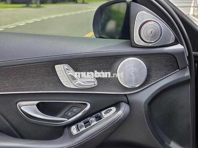 Mercedes C300 AMG 2019