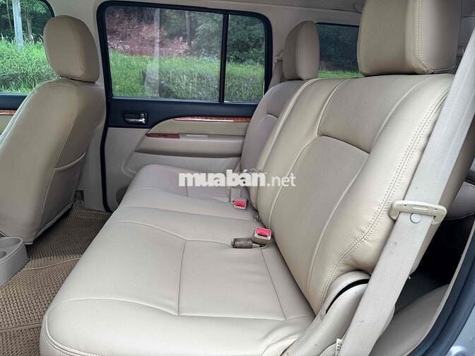 Ford Everest 2012 2.5L 4x2 AT - 111000 km
