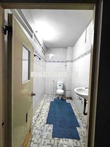 Cho Thuê Nhà Đường Hồ Văn Huê, Phú Nhuận ( 4x25m - Nhà Suốt Có Sân )
