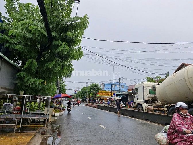Bán Nhà mặt tiền Nguyễn Thị Sóc, cổng chợ đầu mối nông sản Tân Xuân,HM