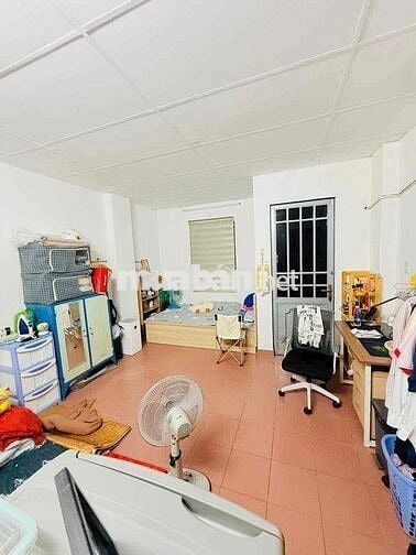 kẹt tiền bán gấp căn Shop mặt tiền kinh doanh đường 12m. Diên tích 84m