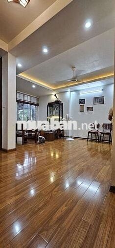 HIẾM – VIP – PHÂN LÔ LẠC TRUNG 🔥
🏡 NHÀ ĐẸP LONG LANH – Ô TÔ TRÁNH