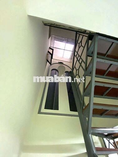 Cho thuê nguyên căn Mới tinh, hẻm thông Huỳnh Văn nghệ p12 gò vấp