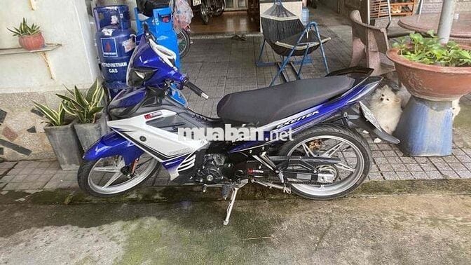 xe máy zin chưa làm gì hết