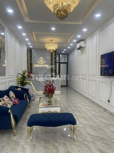 Bán nhà mặt tiền đường Trần Minh Quyền, Phường 10, Quận 10