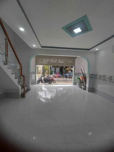 Nhà mặt tiền Hóc Môn, 2 tỷ 150tr