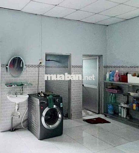CÒN 1 CĂN Thanh Lý, DT: 138m2. (ngang 6m, dài 23m) Cấp 4 (3pn,2wc).