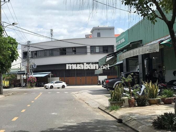 Nhà cho thuê phù hợp làm salon Tóc/ Chăm sóc da