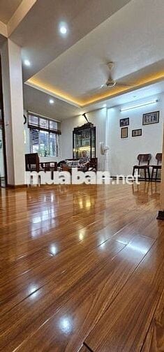 HIẾM – VIP – PHÂN LÔ LẠC TRUNG 🔥
🏡 NHÀ ĐẸP LONG LANH – Ô TÔ TRÁNH
