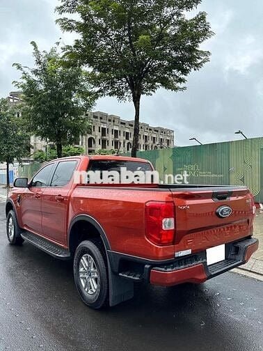 Ford Ranger 2022 XLS 2.0 4x4 AT đỏ đẹp