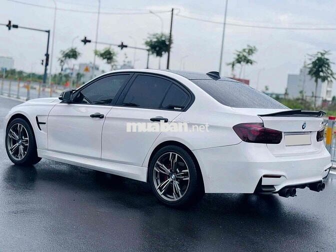 BMW 3 Series 2013 320i - 84000 km