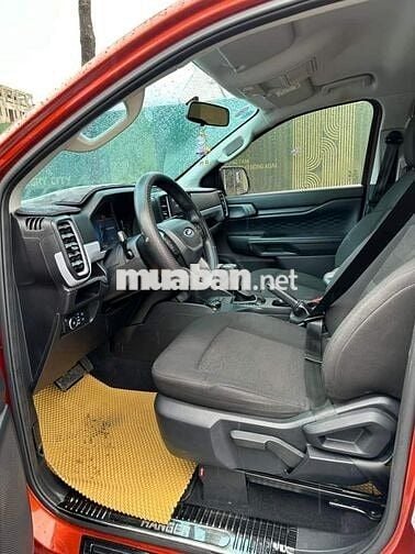 Ford Ranger 2022 XLS 2.0 4x4 AT đỏ đẹp