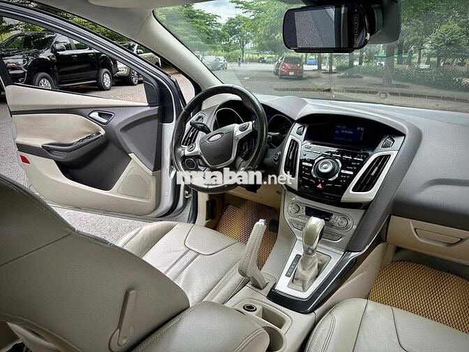 Cần bánFord Focus 2013 Titanium 2.0 AT