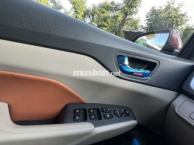 Hyundai Accent 2023 1.4 AT - 5200 km