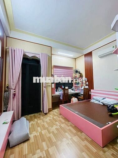 Chú Thư gửi rao căn nhà 43m 5t ở Mỗ Lao,HĐ, ngõ thoáng, giá bán 7,1 tỷ
