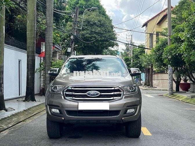 Ford Everest 2018 Trend 2.0L 4x2 AT - 76000 km