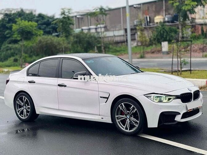 BMW 3 Series 2013 320i - 84000 km