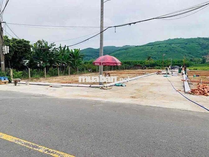 2 LÔ LIỀN KỀ MẶT TIỀN ĐƯỜNG NHỰA 5M5,10M5 CÁCH SÂN BAY ĐÀ NẴNG 10KM