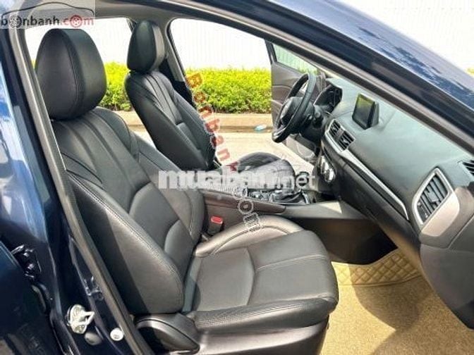 Mazda 3 1.5L Luxury 2025
