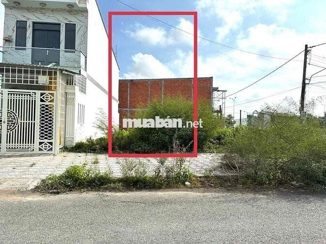 BÁN NỀN GẦN VÒNG XOAY SỐ 2 -  KĐT MINH LINH - P. THANH ĐỨC - VĨNH LONG
