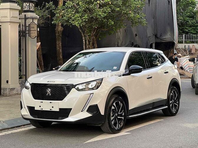 Peugeot 2008 2025 Active 1.2 AT - 5000 km