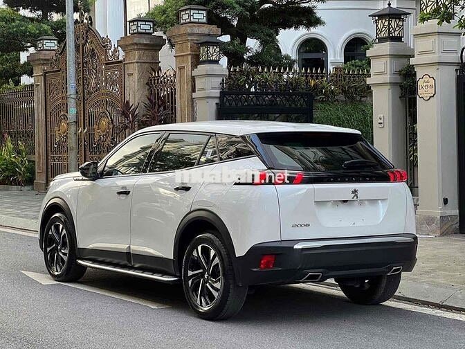 Peugeot 2008 2025 Active 1.2 AT - 5000 km