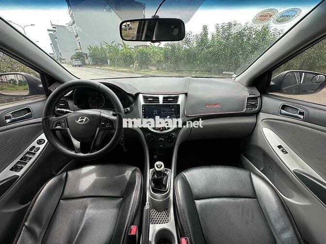 Hyundai Accent 2012 1.4 MT