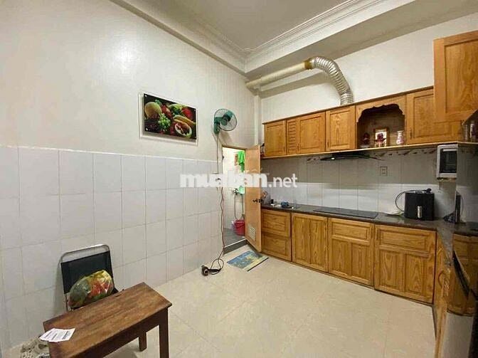 Nhà MT KD – Nguyễn Công Trứ, P. Xuân Hương