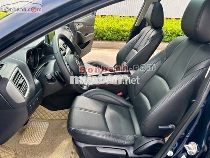 Mazda 3 1.5L Luxury 2025