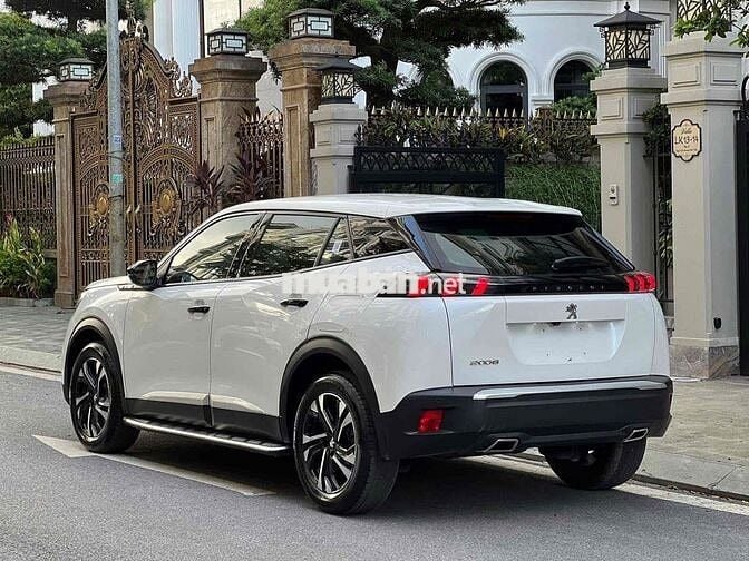 Peugeot 2008 2025 Active 1.2 AT - 5000 km