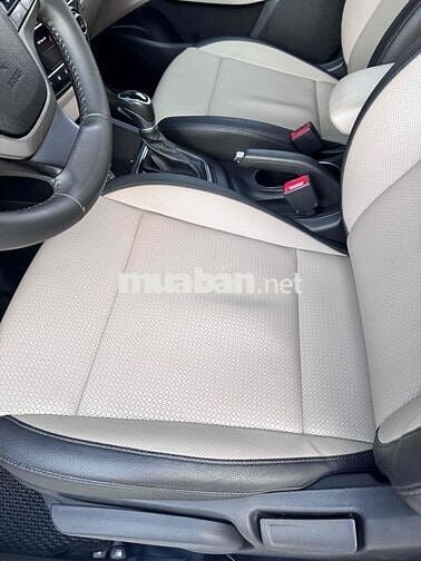 Hyundai Accent 2019 1.4  At bản fun  cừa xổ trời