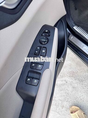 Hyundai Accent 2019 1.4  At bản fun  cừa xổ trời