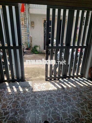 CHO THUÊ NHÀ FULL NỘI THẤT HẺM XE HƠI, SÁT VẠN PHÚC CITY QUỐC LỘ 13