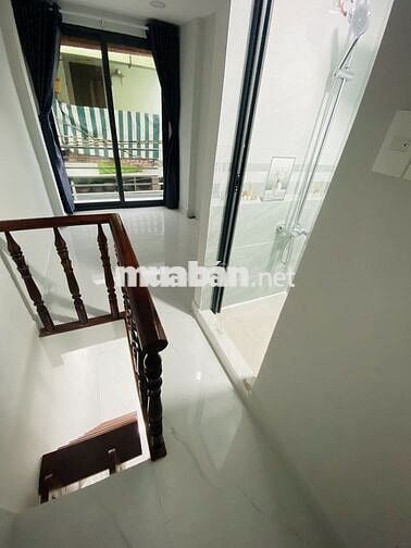 TÀI CHÍNH 1.980T- SHR- HẺM THÔNG 2M- 1T2L BTCT-2 PN-2 WC - CMT8 - Q.3