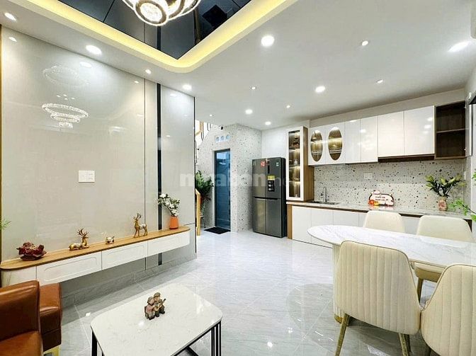 Đường Phan Đình Phùng, Phú Nhuận ~ Giá 2Tỷ300 | 49,1m2 hẻm 6m oto