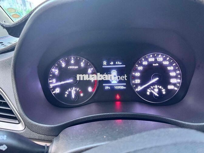 Hyundai Accent 2019 1.4  At bản fun  cừa xổ trời
