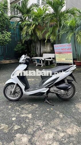 Xe Candy-Hi 50cc Màu Trắng Đẹp