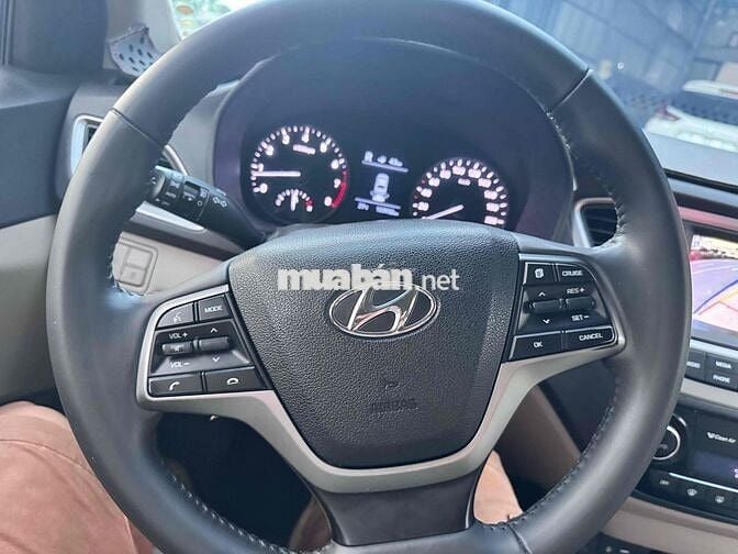 Hyundai Accent 2019 1.4  At bản fun  cừa xổ trời
