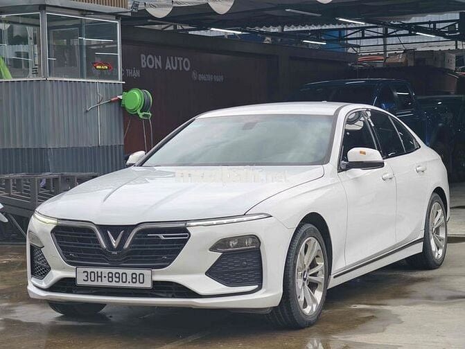 VinFast Lux A2.0 2019 2.0 AT - km màu trắng