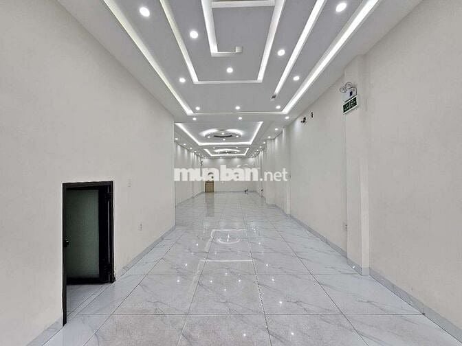 Cho thuê nhà 3 tầng mặt tiền Chi Lăng gần Chợ Cồn