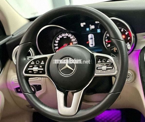 2018 C200 - 44000 km