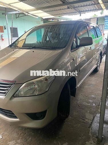 Toyota Innova 2013  E- 70000 km cọp